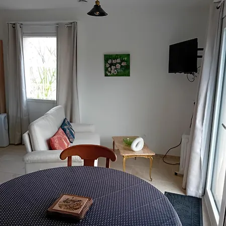 Domaine De Marodi Jasmin Apartman Baignes-Sainte-Radegonde