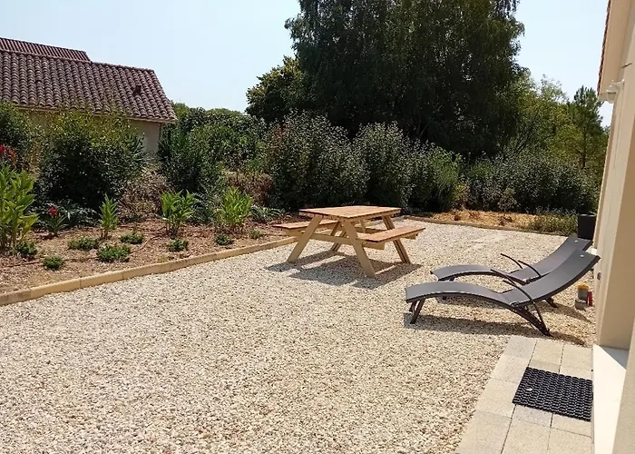 Jasmin * Baignes-Sainte-Radegonde